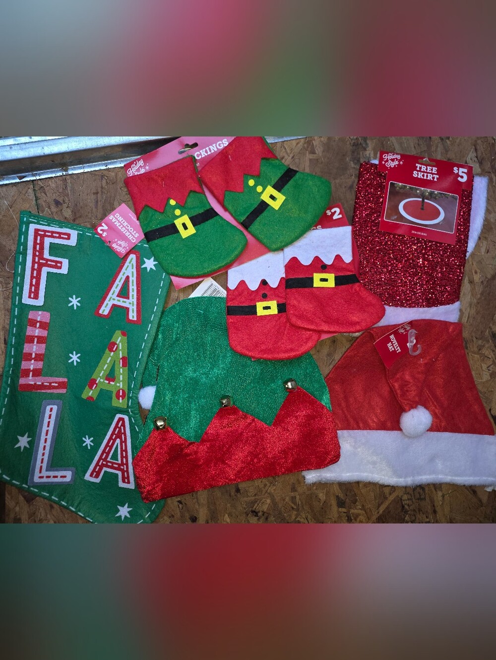 Christmas Bundle. Home Decor/accessories. All NEW!!